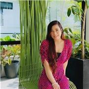 School support teacher specializes for teaching english online